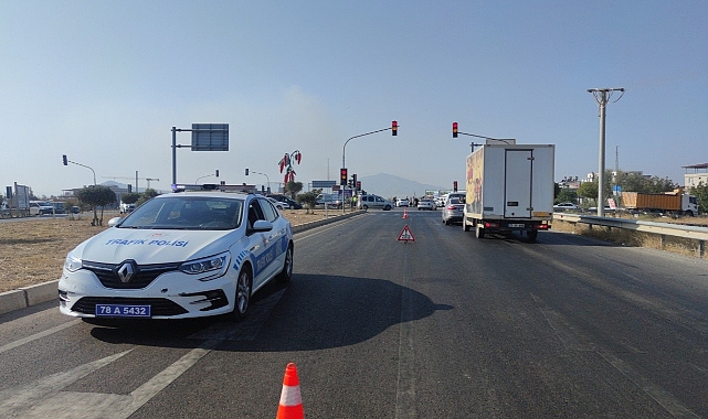 Kamyon ile motosikletin çarpıştı: 1 ölü
