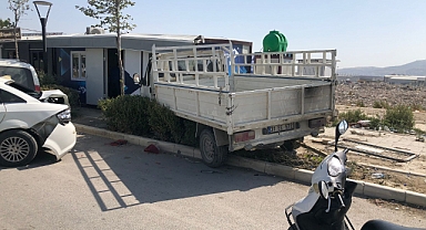 Kamyonet 4 aracı biçti: 4 yaralı