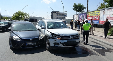 Malatya'da iki arac çarpıştı: 1 yaralı