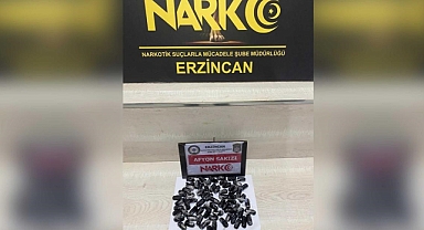 Midesinde 499,23 gram Afyon sakızı çıktı