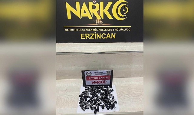 Midesinde 499,23 gram Afyon sakızı çıktı
