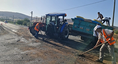 Minibüs ile traktör çarpıştı: Çok sayıda yaralı var