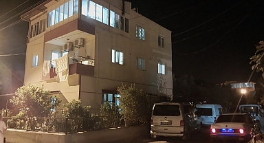 Önce oğlunu öldürdü ardından bıçakla kendini ağır yaraladı