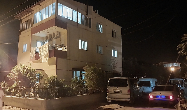 Önce oğlunu öldürdü ardından bıçakla kendini ağır yaraladı