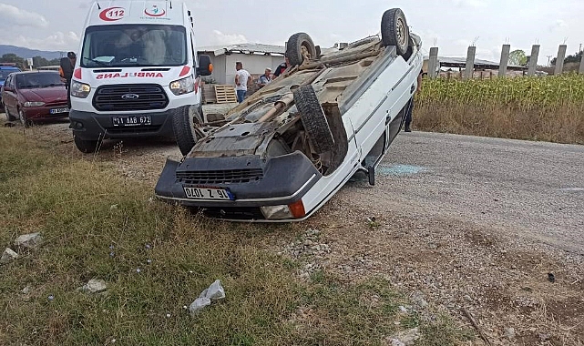 Otomobil takla attı: 2 kişi yaralandı