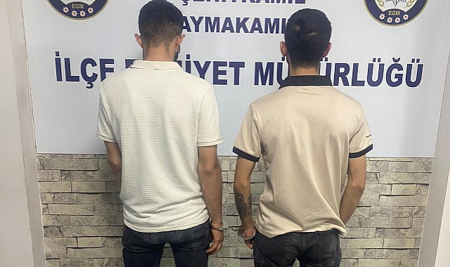 Parkta yaralama ve yağma yapan 2 şüpheli yakalandı