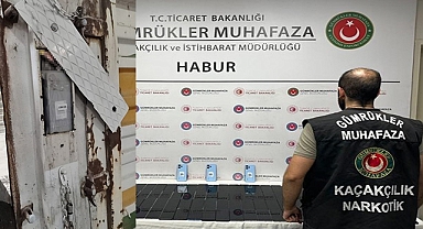 Piknik tüpü içine saklanan kaçak telefonlar yakalandı