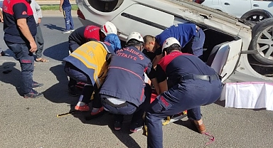 Şanlıurfa'da kaza! Otomobil takla attı