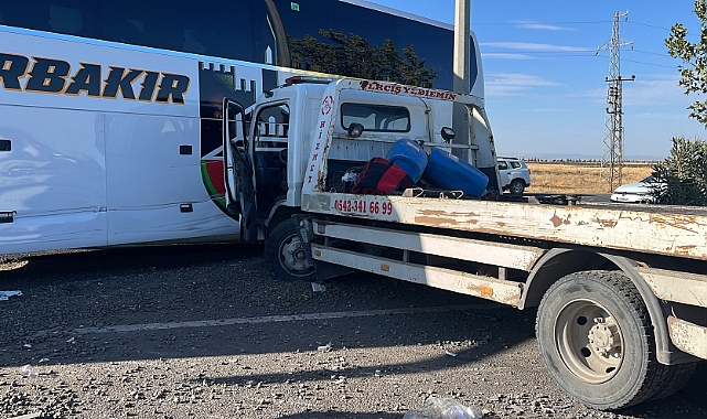 Şanlıurfa karayolunda kaza: Yaralılar var