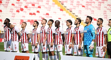 Sivasspor Süper Lig’de 4. beraberliğini aldı!
