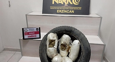 Stepneye saklanan 3 kilo 288 gram esrar ele geçirildi