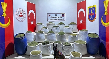 Terörün finans kaynağına büyük darbe: Tonlarca esrar ele geçirildi