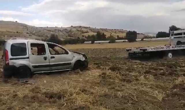 Ticari araç şarampole yuvarlandı: 1 ölü, 3 yaralı