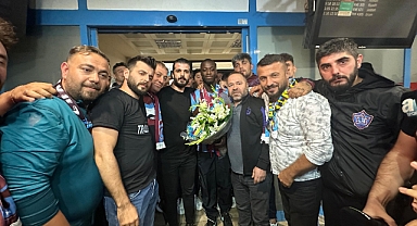 Trabzonspor taraftarı, yeni transferini coşkuyla karşıladı