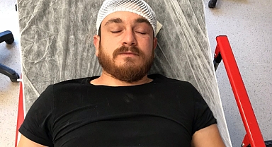 Trafikte tartıştığı sürücünün başına çekiçle vurdu