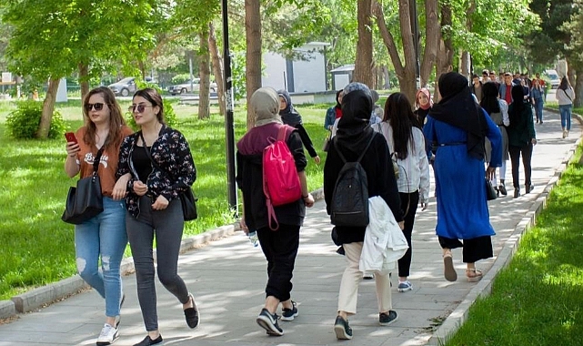 TÜİK, yetişkinlerin eğitime katılma oranını açıkladı
