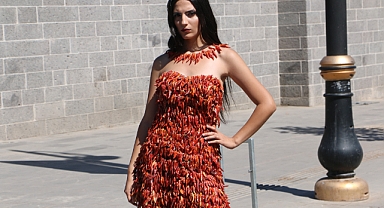 Urfa biberi defileye çıktı