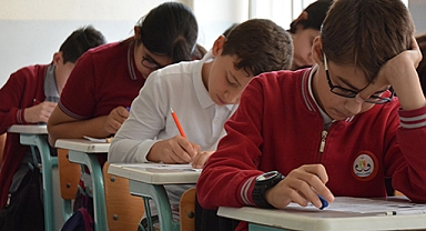 Ara tatil kalkıyor mu ? Bakan Tekin açıkladı