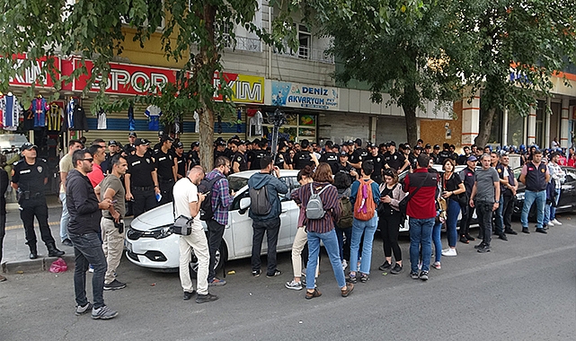 Diyarbakır'da  Abdullah Öcalan için yürüyüş!