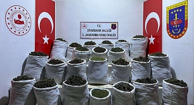Diyarbakır’da kilolarca uyuşturucu ele geçirildi