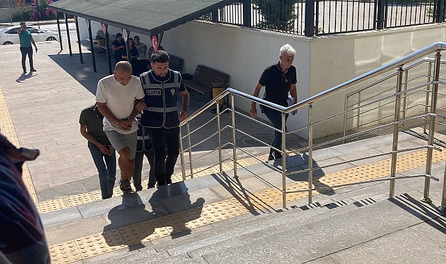 Evlerinden şasi numara baskı makinesi bile çıktı