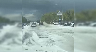 Fındık büyüklüğünde dolu yağdı