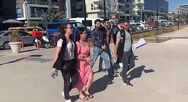 Göçmen kaçakçısı kadın ve suç ortağı tutuklandı