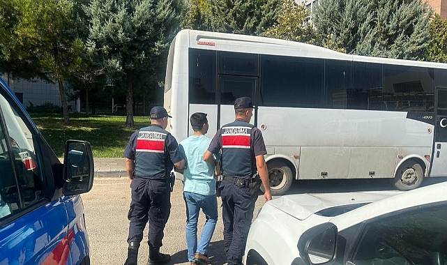 Kesinleşmiş cezası bulunan FETÖ firarisini jandarma yakaladı