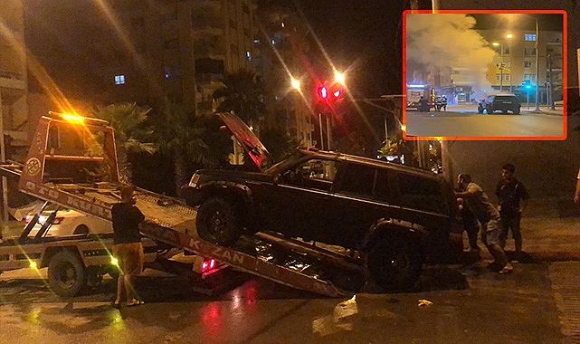 Kırmızı ışıkta duran otomobil alevlere teslim oldu