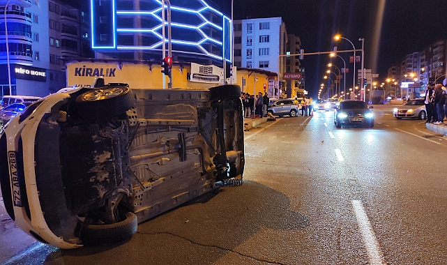Kontrolden çıkan araç takla attı: Yaralılar var