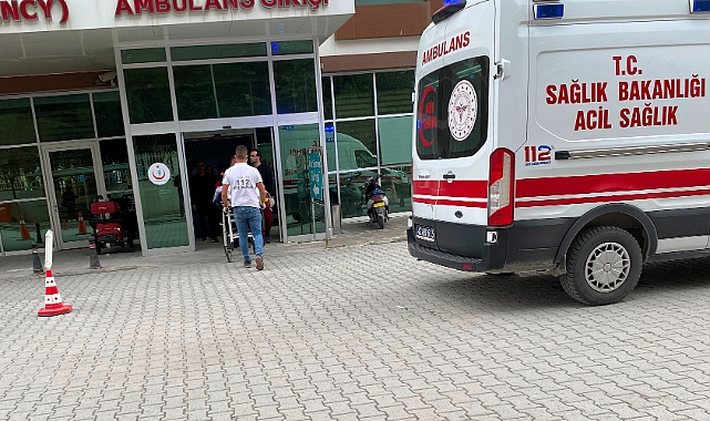 Kontrolden çıkan otomobil şarampole devrildi: Yaralılar