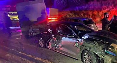 Otoyolda zincirleme trafik kazası: Çok sayıda yaralı