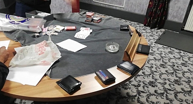 POS cihazı ile kumar oynatıp tefecilik yapan şebekeye operasyon