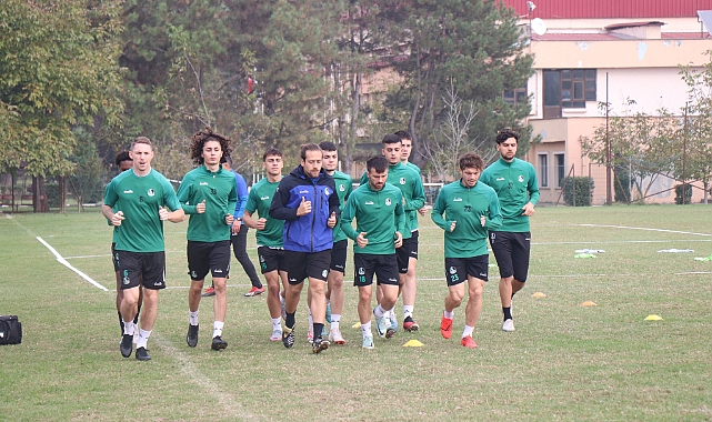 Sakaryaspor, Şanlıurfaspor mesaisine başladı