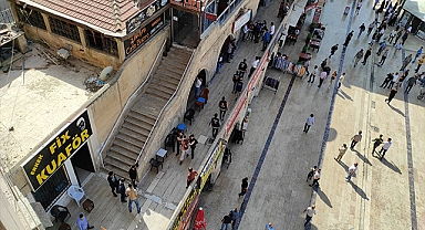 Hava harekatını protesto etmek isteyen 35 kişi gözaltına alındı