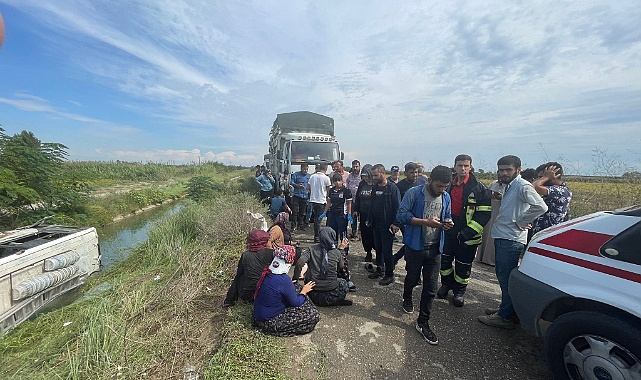 Tarım işçilerini taşıyan midibüs kaza yaptı: Çok sayıda yaralı var