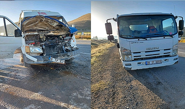 Tarım işçilerini taşıyan minibüs ile yakıt tankeri çarpıştı: Çok sayıda yaralı