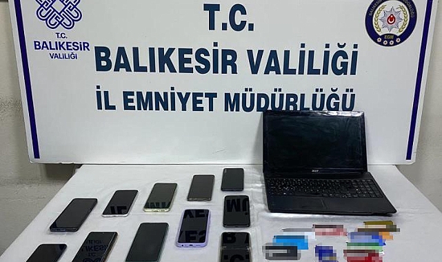 Vatandaşları FETÖ bahanesiyle 12 milyon TL dolandırdılar