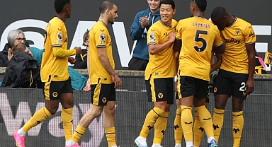 Wolverhampton, Manchester City'nin galibiyet serisine son verdi