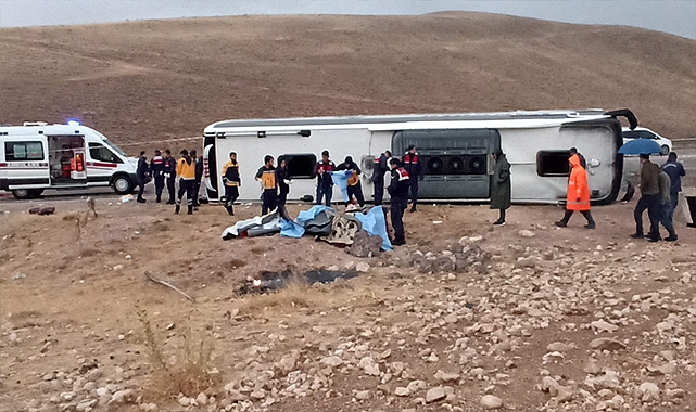 Yolcu otobüsünde can pazarı: Çok sayıda ölü ve yaralı