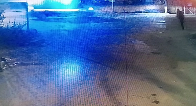 2 kişinin öldüğü kaza anı güvenlik kamerasına yansıdı