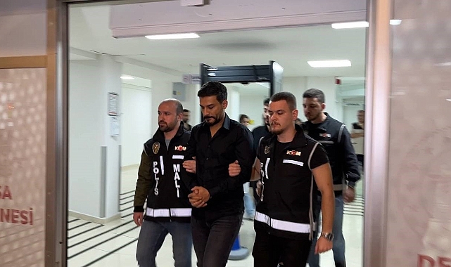 Dilan ve Engin Polat çifti hastaneye götürüldü