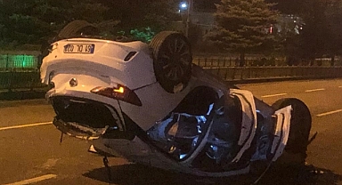 Erzurum’da feci kaza, araç ters döndü