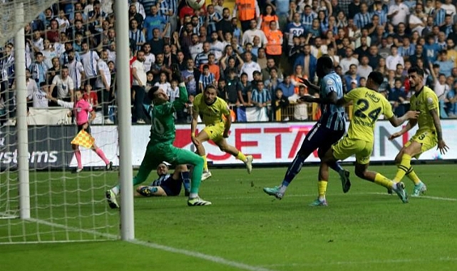 Fenerbahçe, dış sahada gol yememe serisini sürdürdü