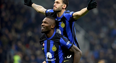 Hakan Çalhanoğlu, Serie A tarihine geçti