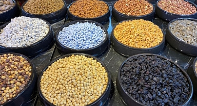 Havalar soğudu, kışlık kuruyemişe talep arttı