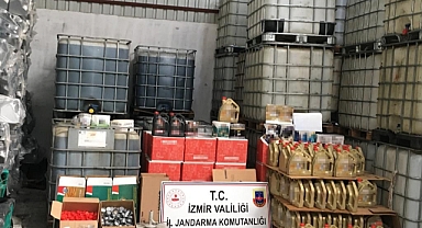 Jandarmasından baskın: Çok sayıda kaçak motor yağı ele geçirildi