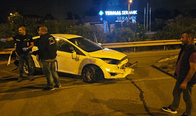 Kontrolden çıkan araç takla attı: 5 yaralı