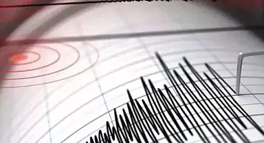 Malatya'da şiddetli sarsıntı! Adıyaman, Urfa ve Diyarbakır'da hissedildi