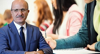 Öğrenci bursları artıyor mu ! YÖK Başkanından açıklama